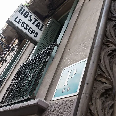 Hostal Lesseps-2